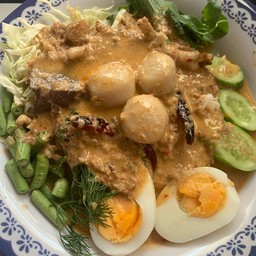 ชุดขนมจีนน้ำยากะทิ