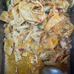ข้าวขาหมู ตลาดเลียบด่วนรามอินทรา