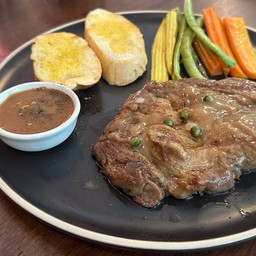 สเต็กหมูซอสพริกไทยดำ (Pork Steak)