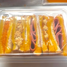 แซนวิช โบราณ กล่องขนาด 750 มล.