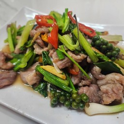 ผัดฉ่าหมู [กับข้าว]