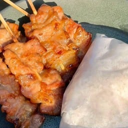 เฮงเฮง อาหารจานเดียว,กับข้าว,น้ำชง,หมูปิ้ง,ข้าวต้ม