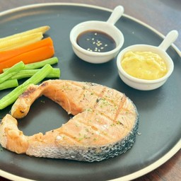 สเต็กแซลม่อน (Salmon Steak)