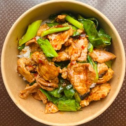ข้าวคะน้า เนื้อสัตว์ต่างๆ