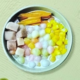 บัวลอยกะทิทรงเครื่อง