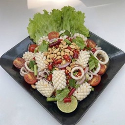 ยำปลาหมึก