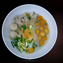 ก๋วยเตี๋ยวเส้นวุ้นเส้น