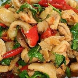 ไก่ผัดกะเพรา