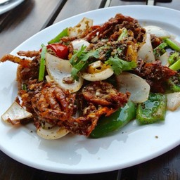 ปูนิ่มผัดพริกไทยดำ