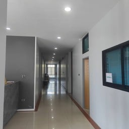 โรงแรม ซีทูยู บูธีค โฮเต็ล อุทัยธานี (c2u Boutique Hotel Uthai Thani)