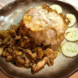 ข้าวราดไก่กระเทียม