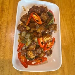 กับข้าว ผัดพริกเผาหมูกรอบ