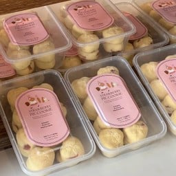 Strawberry Pie Cookies