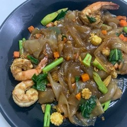 ผัดซีอิ๊วกุ้ง