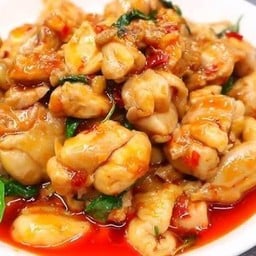 ผัดพริกเผาไก่ราดข้าว