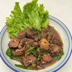 บ้านรวมรส ก๋วยเตี๋ยวเนื้อตุ๋น-หมูตุ๋น เครื่องยาจีน-แสมดำ บ้านสำราญ