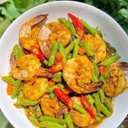 ผัดพริกแกงกุ้ง