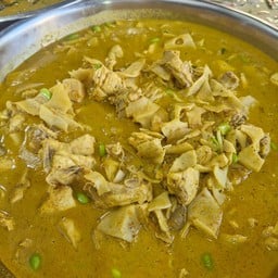 แกงไก่หน่อไม้ดอง
