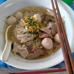 กุ๊กแม่สายเจ้าเก่า ก๋วยเตี๋ยว+ตามสั่ง