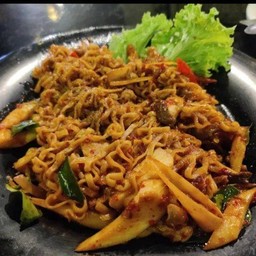 มาม่าแซ่บแห้ง