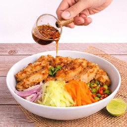 ข้าวยำปลาทอด