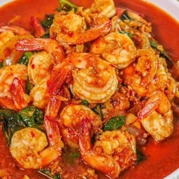 ผัดพริกเผากุ้งราดข้าว