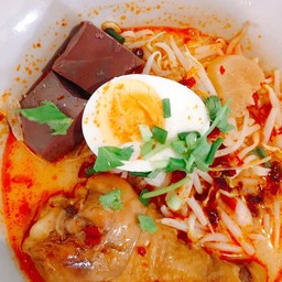 เกาเหลาไก่ต้มยำ