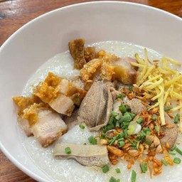 โจ๊กหมูกรอบ