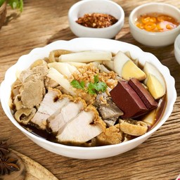 ก๋วยจั๊บเส้นม้วน