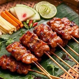 [เซตสุดคุ้ม] หมูปิ้งโบราณ 10 ไม้+ข้าวเหนียว 2 ห่อ