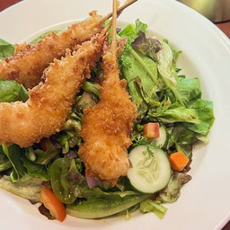 สลัดกุ้งทอด+ไข่กุ้ง