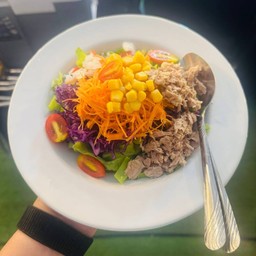 ทูน่าสลัด Tuna Salad