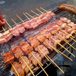 หมูปิ้ง 30 ไม้