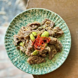 หมูผัดเคยสะตอ