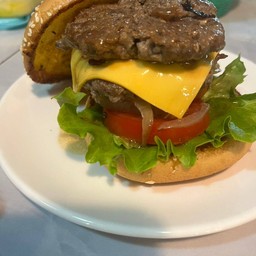 4givesteak &burger Cj. โป่งไผ่  ท่าตูม