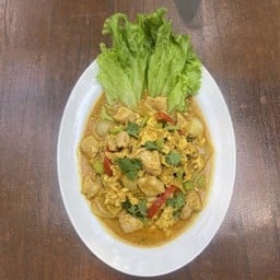 กับข้าว ผัดผงกะหรี่ไก่