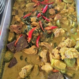 แกงเขียวหวานไก่ สาวใต้