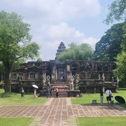 ปราสาทหินพิมาย