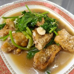 ปลาผัดคื่นช่าย