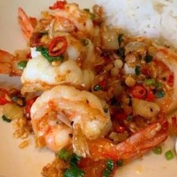 ข้าวไข่ข้นกุ้งคั่วพริกเกลือ