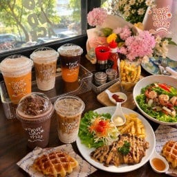 ฤดูที่แตกต่าง Crafts & Cafe รังสิต คลอง 4