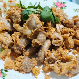 ไส้อ่อนทอดกระเทียม