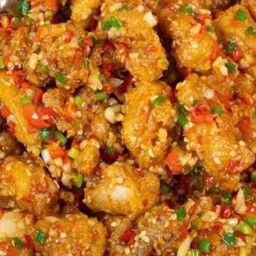 ข้าวไข่ข้นไก่คั่วพริกเกลือ