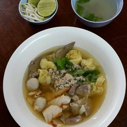 ก๋วยเตี๋ยวน้ำใส