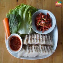 Korea house -Little Walk Rattanathibet รัตนาธิเบศร์