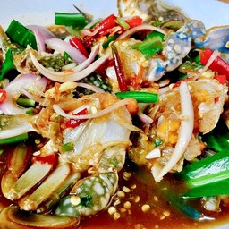 ยำปูม้า น้ำปลาร้านัวๆ