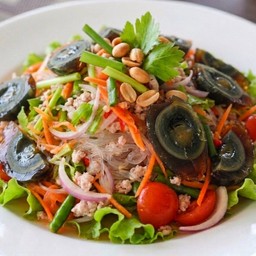 ยำไข่เยี่ยวม้า