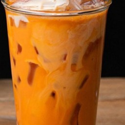 ชานมเย็นสีส้ม