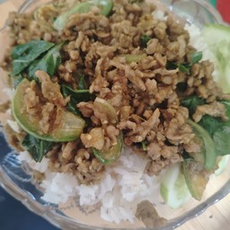 พริกแกงเขียวหวานเนื้อ