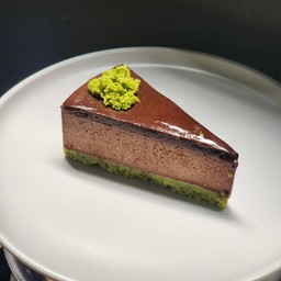 Dubai Chocolate Cheesecake